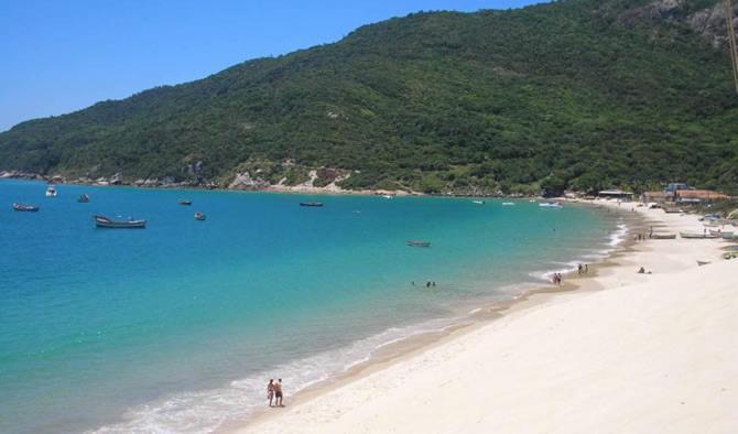 Apto A 70 Metros Da Praia, Piscina, 03 Ar Condicionados, Vaga De Garagem Florianópolis Dış mekan fotoğraf
