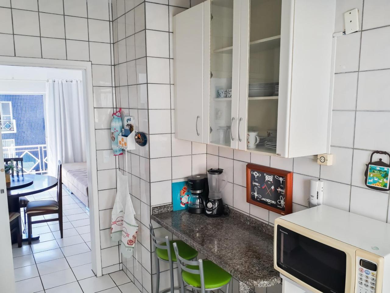 Apto A 70 Metros Da Praia, Piscina, 03 Ar Condicionados, Vaga De Garagem Florianópolis Dış mekan fotoğraf