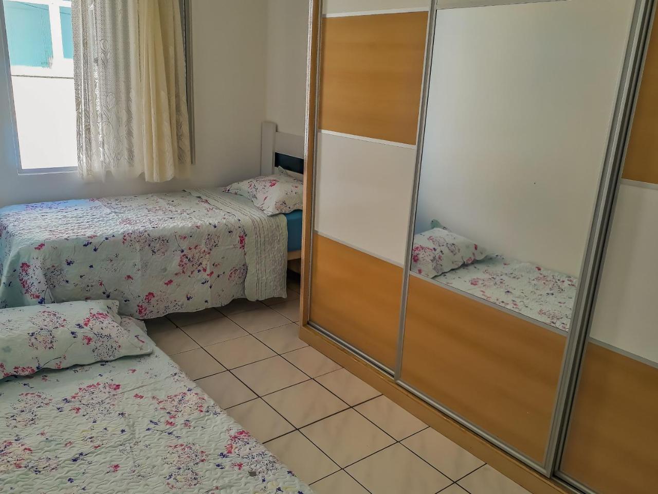Apto A 70 Metros Da Praia, Piscina, 03 Ar Condicionados, Vaga De Garagem Florianópolis Dış mekan fotoğraf