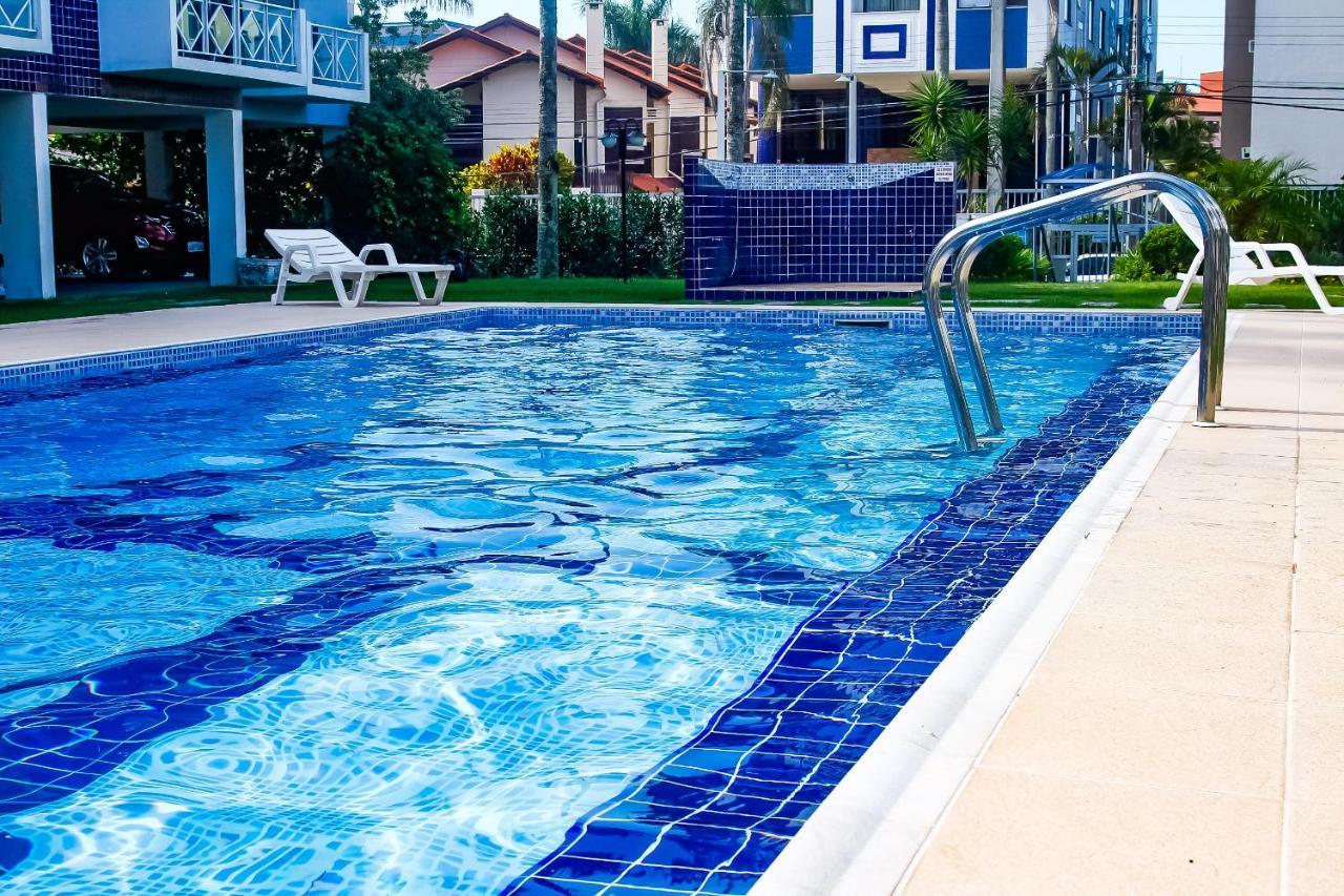 Apto A 70 Metros Da Praia, Piscina, 03 Ar Condicionados, Vaga De Garagem Florianópolis Dış mekan fotoğraf